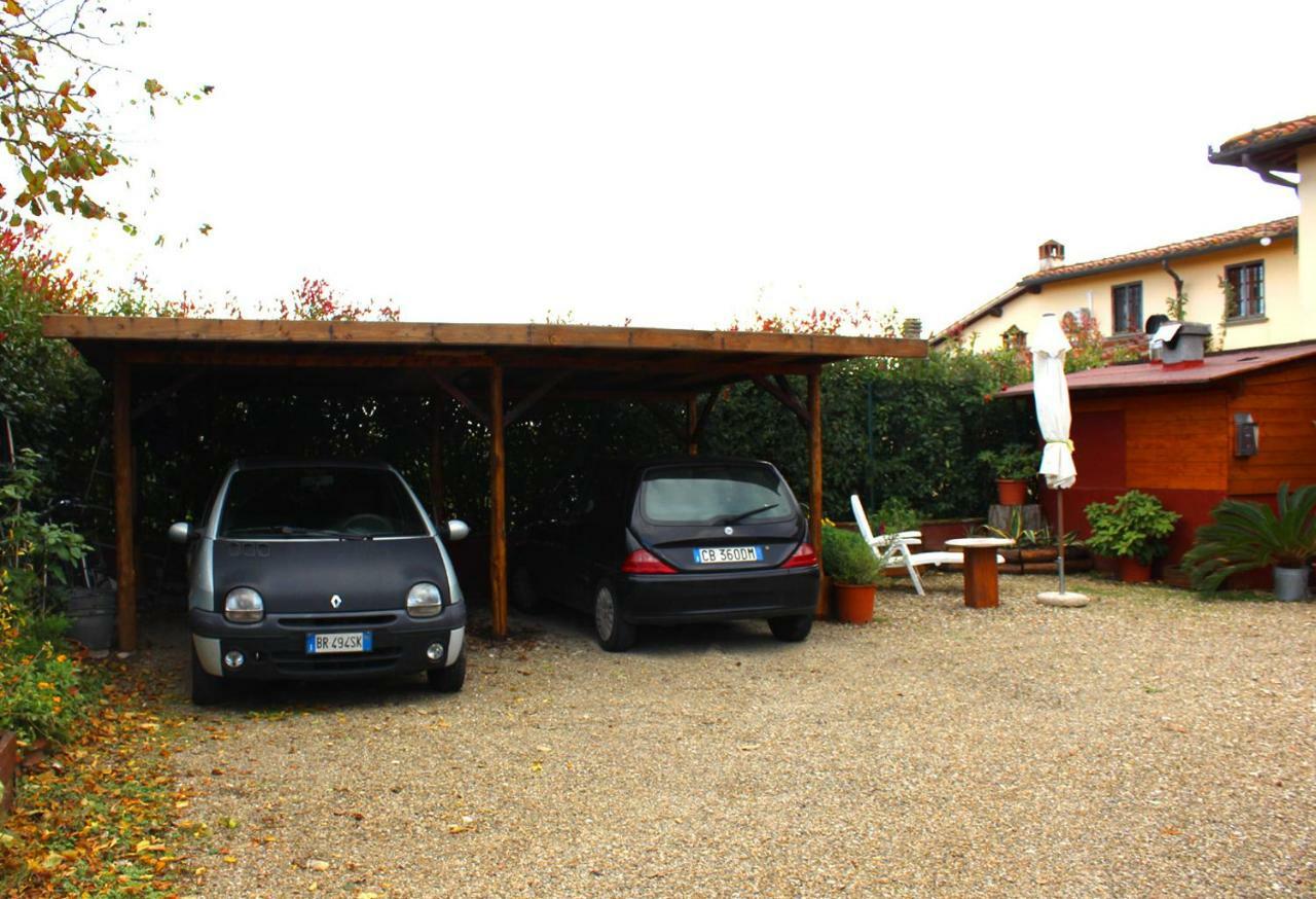 Apartamento Mina House Campi Bisenzio Exterior foto