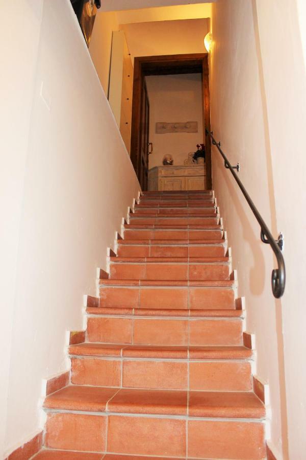 Apartamento Mina House Campi Bisenzio Exterior foto